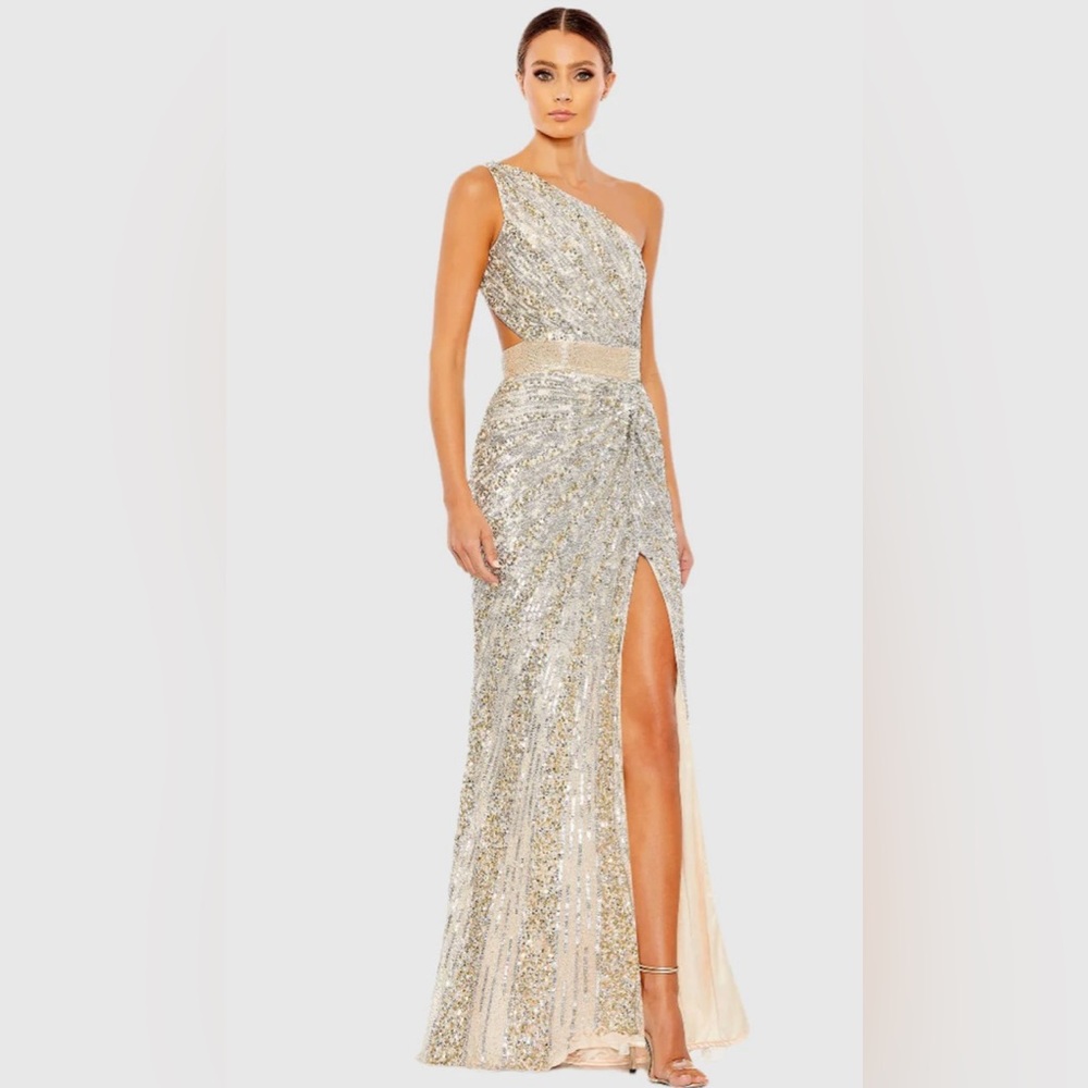 SEQUINED ONE SHOULDER DRAPED LACE UP GOWN Color Nude/Silver Size 4